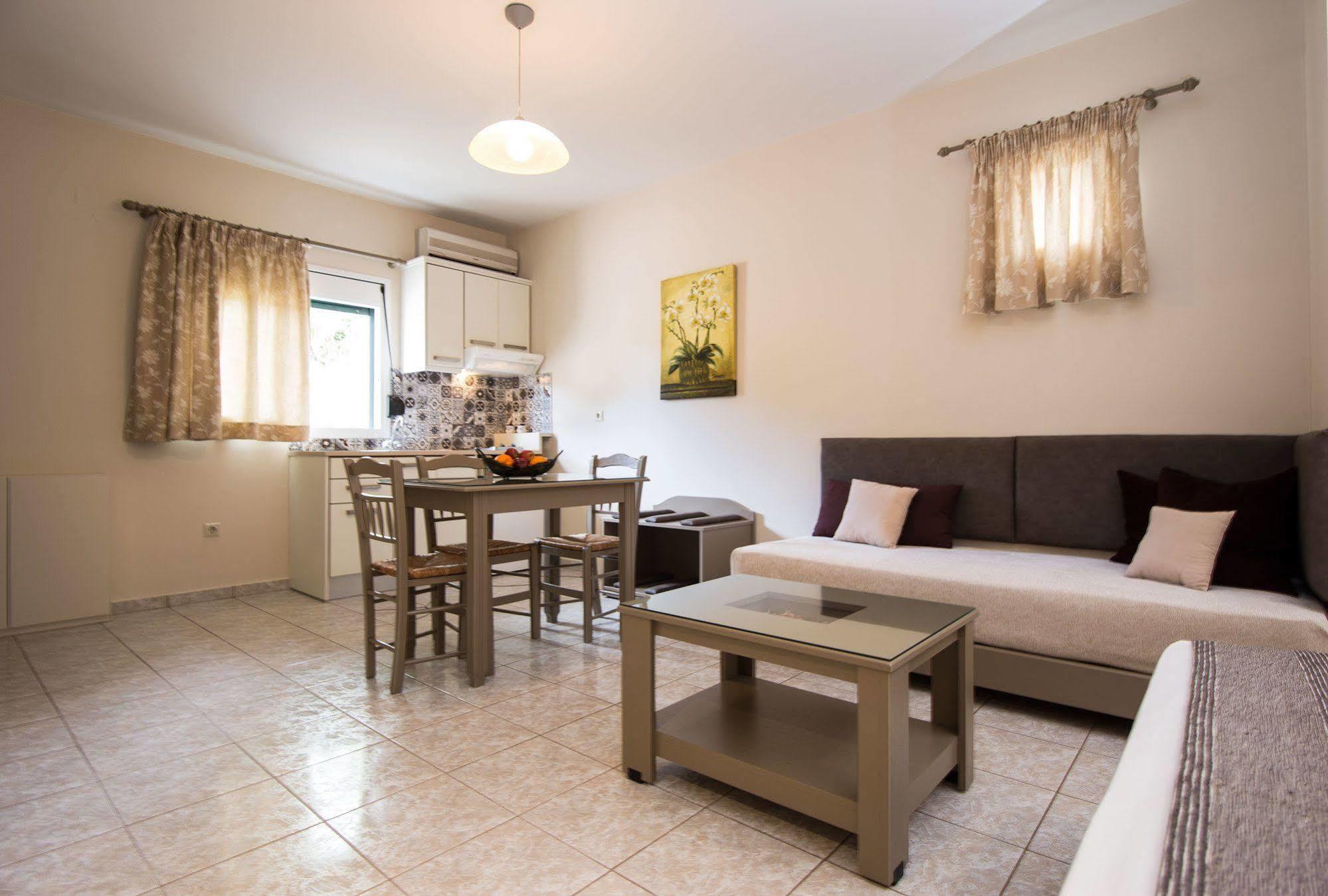 Dina Apartments Razáta Eksteriør billede