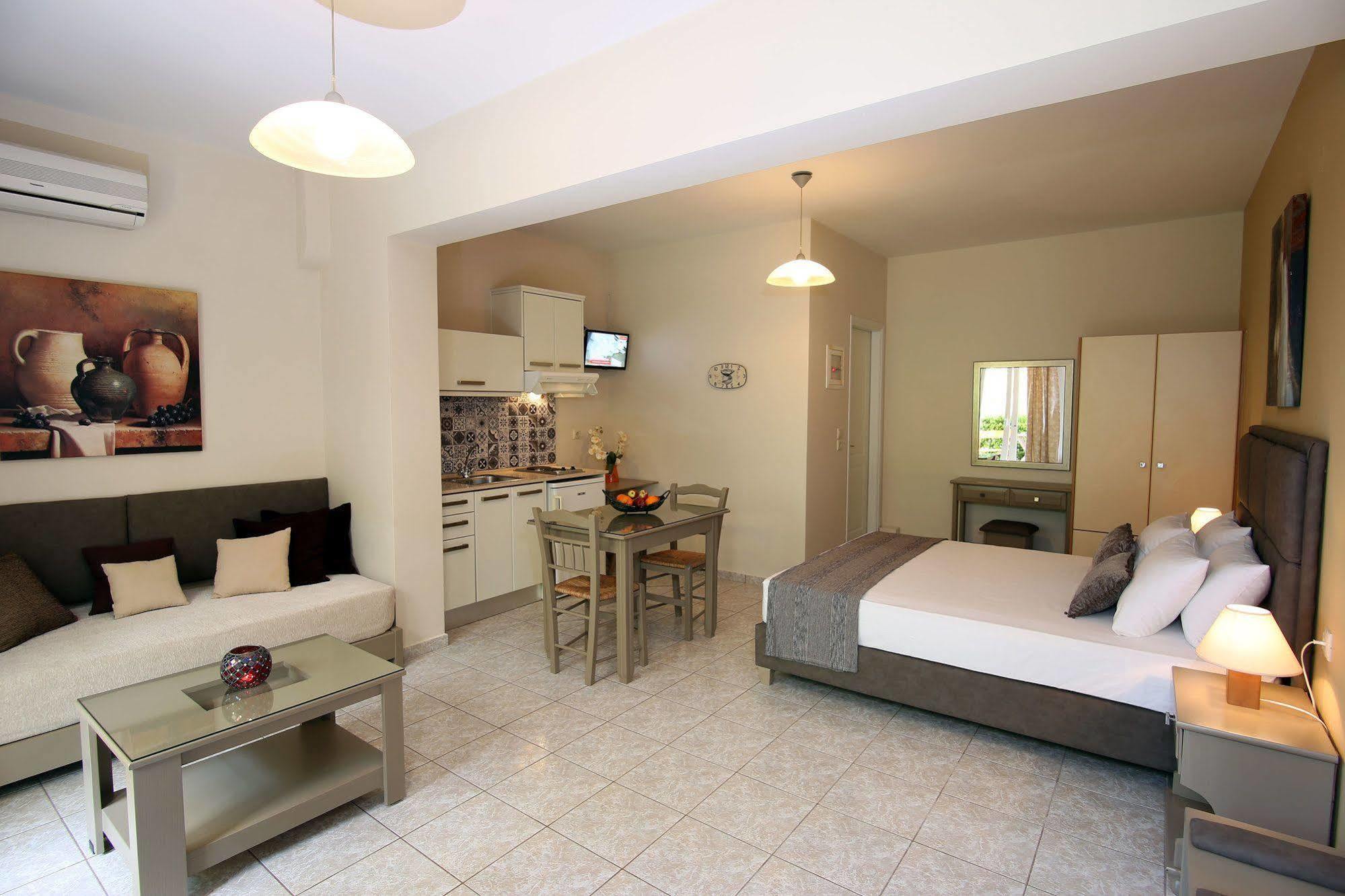 Dina Apartments Razáta Eksteriør billede